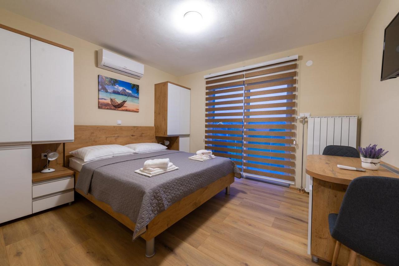 Penzion Sobe Mili Ozren Doboj Exteriér fotografie